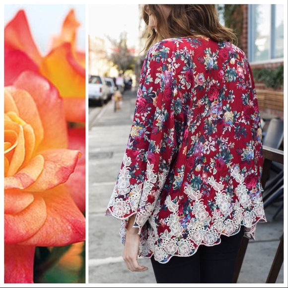 It’s All about the Roses Kimono Cardigan - Picture 4 of 8